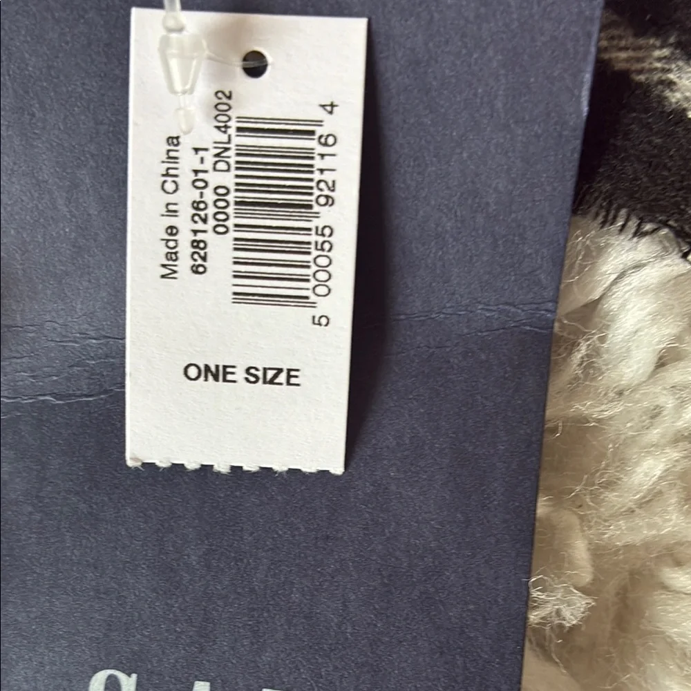 GAP Black and Gray Scarf - Picture 6 of 6